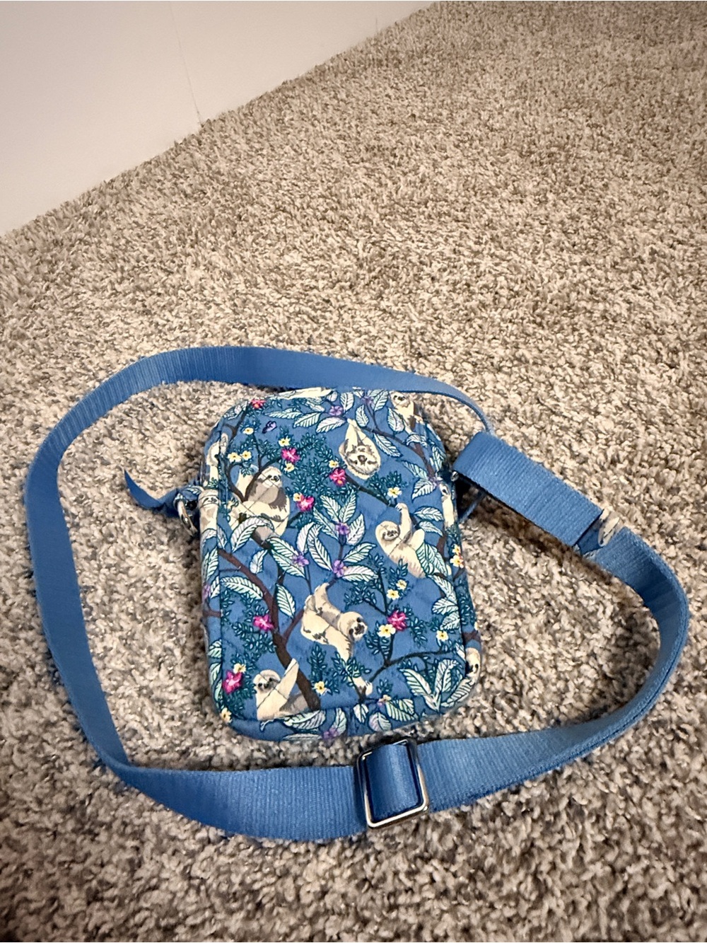 Vera Bradley “Hanging Around" Sloth RFID Crossbody - Picture 5 of 7